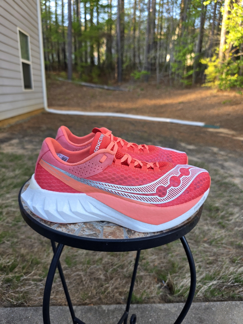 Saucony Endorphin Pro 4 S10939-342 Coral Running Shoes Sneaker Women Size 10